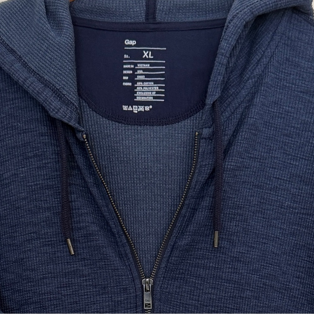 GAP NWOT Men's Dark Blue Waffle Knit Zip-Up Sweatshirt - Picture 3 of 4